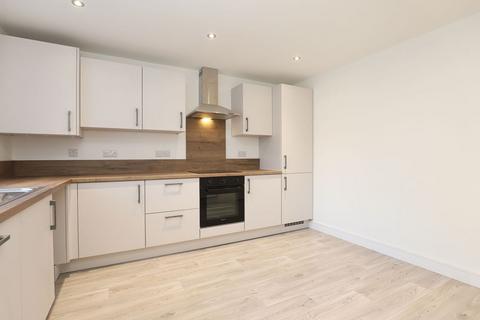 3 bedroom semi-detached house to rent, Gratton Place, Chesterfield S41