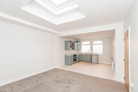 2 bedroom apartment to rent, Knifesmithgate, Chesterfield S40