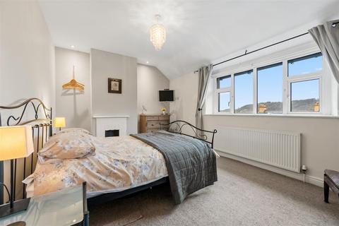2 bedroom terraced house for sale, Calton View, Bakewell