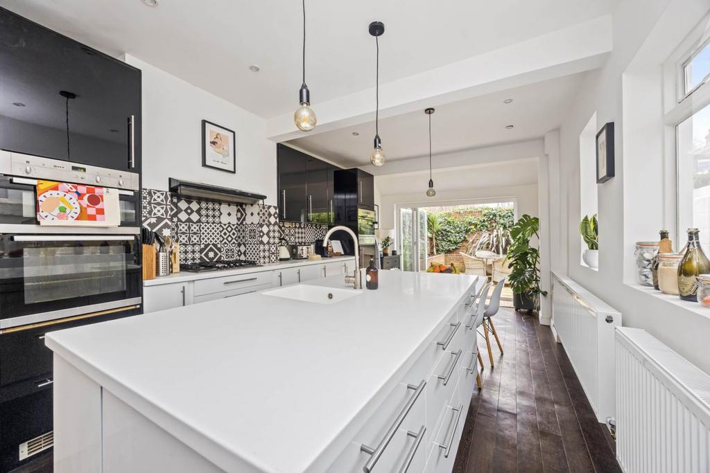 House in Hove, Brunswick, Brighton and Hove - More