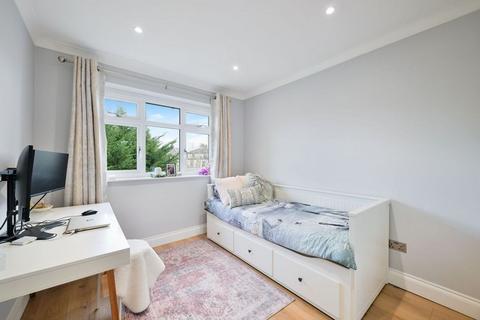 undefined, Oak Hill Crescent, Surbiton KT6