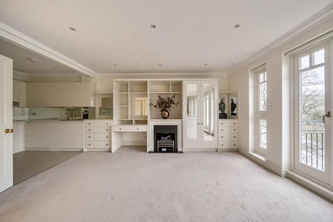 1 bedroom apartment to rent, Richmond Bridge Estate, East Twickenham, TW1