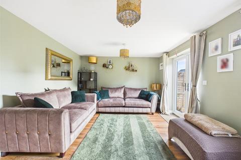 3 bedroom end of terrace house for sale, Porthill Close, Twigworth, Gloucester, GL2