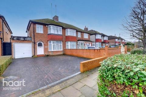 3 bedroom semi-detached house for sale, The Vale, London