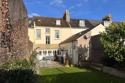 5 bedroom terraced house for sale, Victoria Street, Jersey JE2