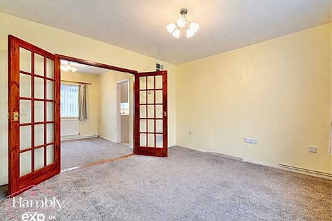 3 bedroom semi-detached house for sale, Bro Myrddin, Carmarthen SA31