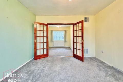 3 bedroom semi-detached house for sale, Bro Myrddin, Carmarthen SA31
