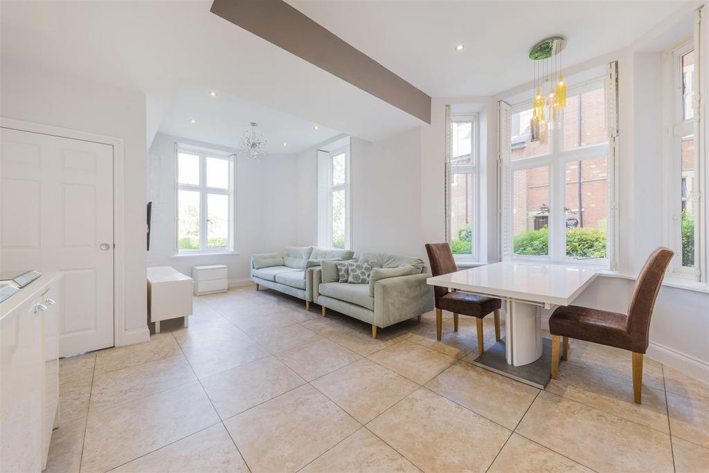 Reception Room: