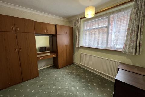 undefined, Luton LU4