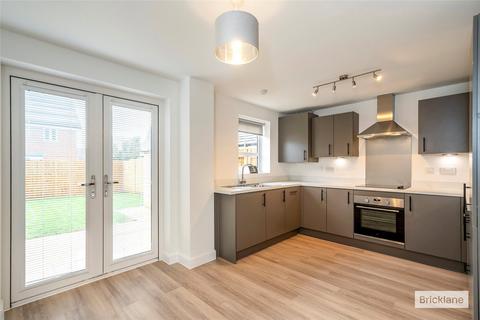 3 bedroom semi-detached house to rent, Martin Grove, Yapton, Arundel, BN18