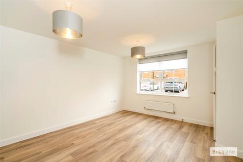 3 bedroom semi-detached house to rent, Siskin Way, Yapton, Arundel, BN18