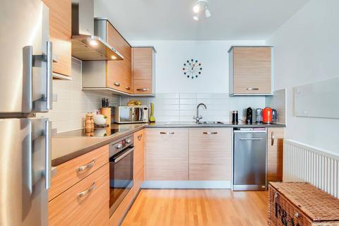 1 bedroom flat to rent, Park Road, Crouch End, London, N8