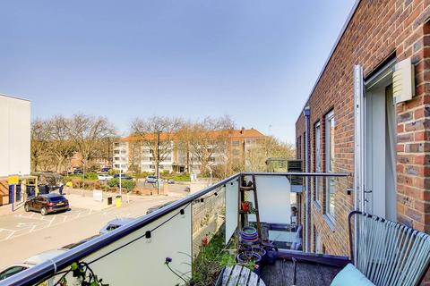 1 bedroom flat to rent, Park Road, Crouch End, London, N8