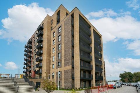 2 bedroom flat to rent, Colnebank Drive, WD18, Watford, WD18