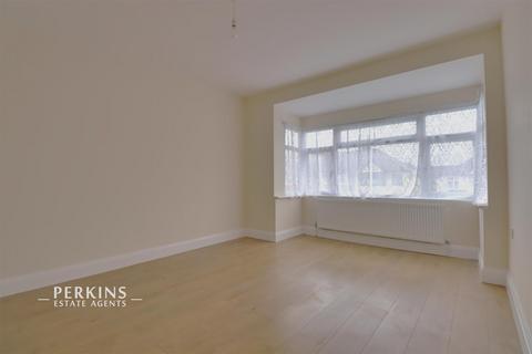 4 bedroom end of terrace house to rent, Greenford, UB6