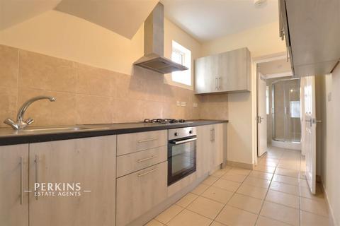 4 bedroom end of terrace house to rent, Greenford, UB6