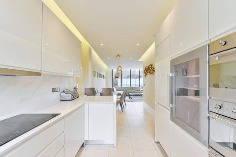 4 bedroom house to rent, Page Mews, Battersea, London, SW11