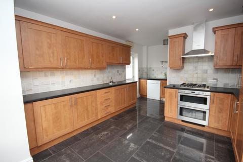 3 bedroom semi-detached house to rent, Russett Gardens, Reading RG10