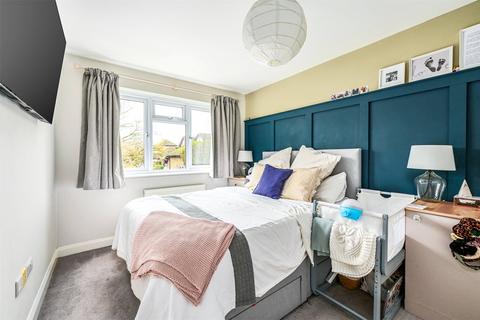 3 bedroom link detached house for sale, Oaktree Drive, Hampshire RG27