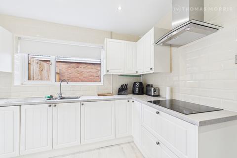 3 bedroom bungalow for sale, Desborough Road, Huntingdon PE29