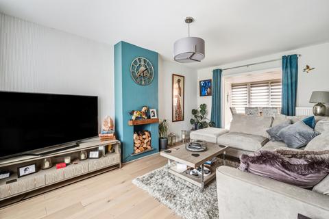 4 bedroom semi-detached house for sale, Whiteshot Way, Essex CB10