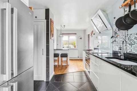 4 bedroom semi-detached house for sale, Whiteshot Way, Essex CB10