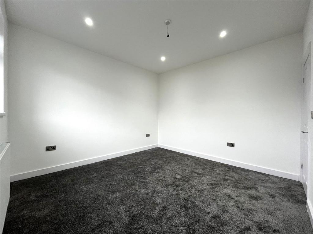 Bedroom 2 Aspect 2