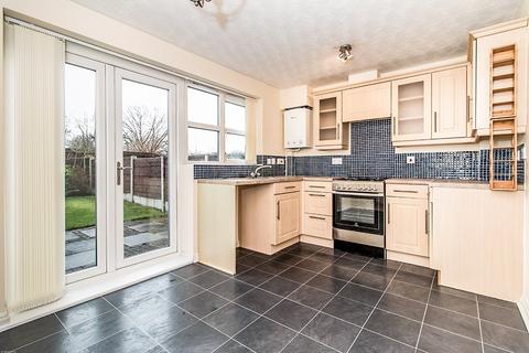 2 bedroom terraced house to rent, Kerscott Road, Greater Manchester M23