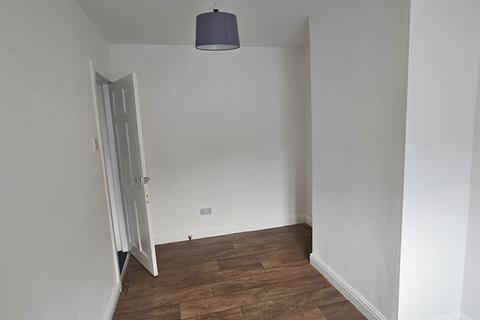 2 bedroom end of terrace house for sale, High Street, Brierfield BB9