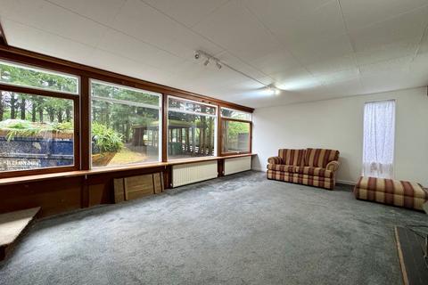 5 bedroom detached house to rent, Aylmer Drive, Stanmore, HA7