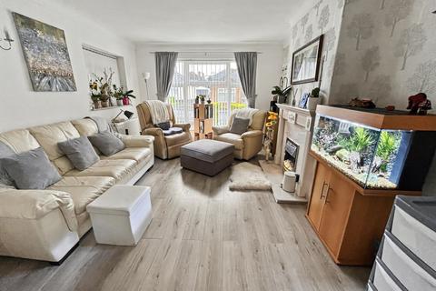 3 bedroom detached bungalow for sale, Langdale Drive, Bury, BL9