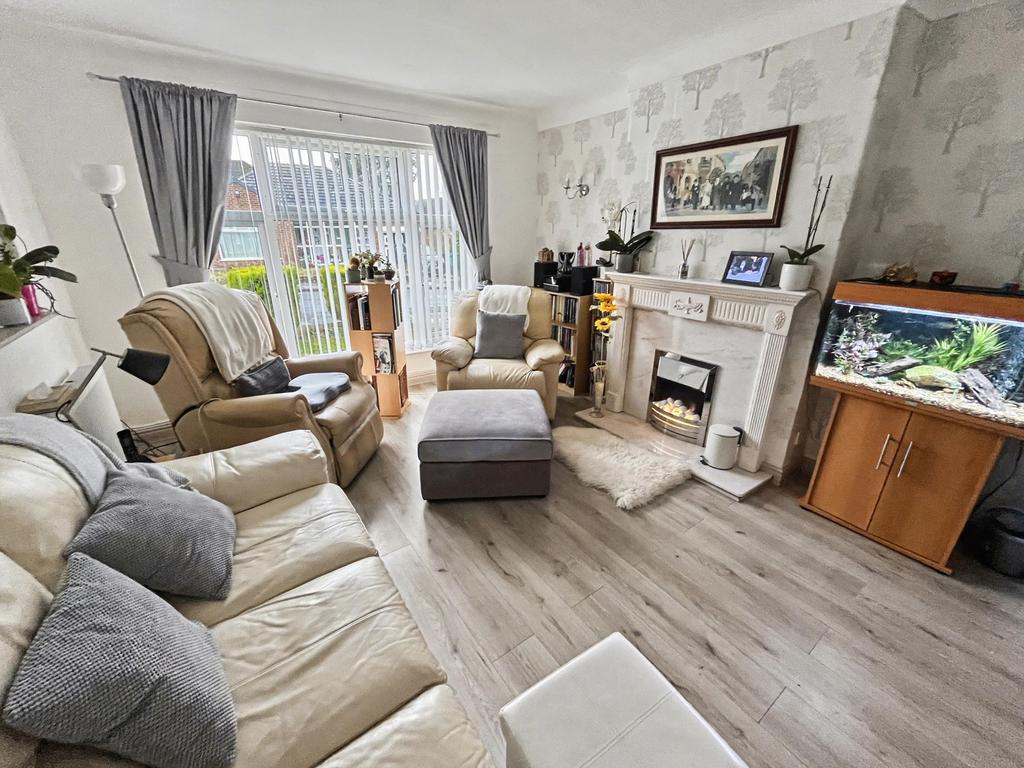 Lounge Dining Room