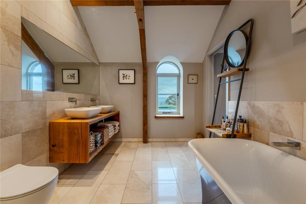 Ensuite