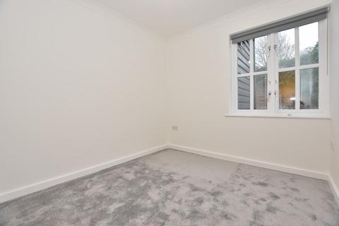 2 bedroom apartment to rent, Chequers Lane, Dunmow