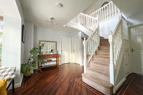 4 bedroom detached house for sale, Sorbus Close, Almondsbury, Bristol, BS32