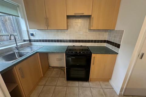 2 bedroom terraced house to rent, Hildenborough Crescent, Maidstone ME16