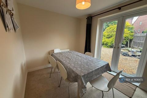 5 bedroom terraced house to rent, Baxendale Road, Chichester, PO19