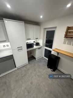 3 bedroom semi-detached house to rent, Cambridge Crescent, Stapleford, Nottingham, NG9