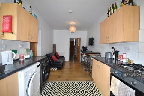 undefined, Stamshaw Road, Portsmouth, PO2