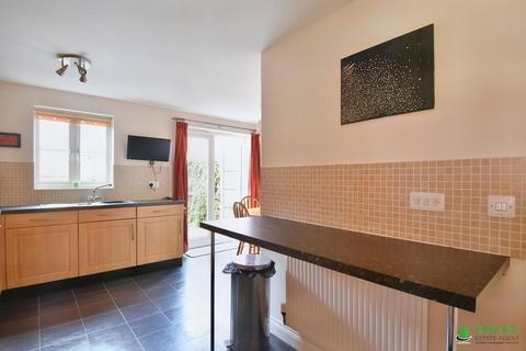 4 bedroom end of terrace house to rent, Bathern Road, Exeter EX2