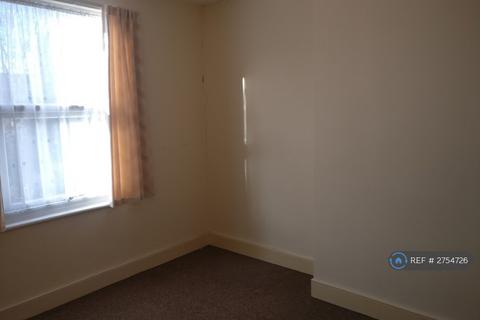 undefined, Hainault Avenue, Westcliff-On-Sea, SS0