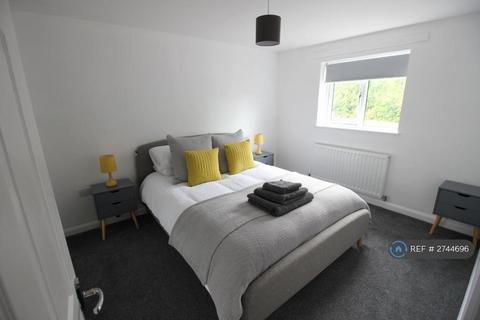 1 bedroom flat to rent, Ware Road, Hoddesdon, EN11