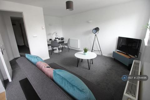 1 bedroom flat to rent, Ware Road, Hoddesdon, EN11