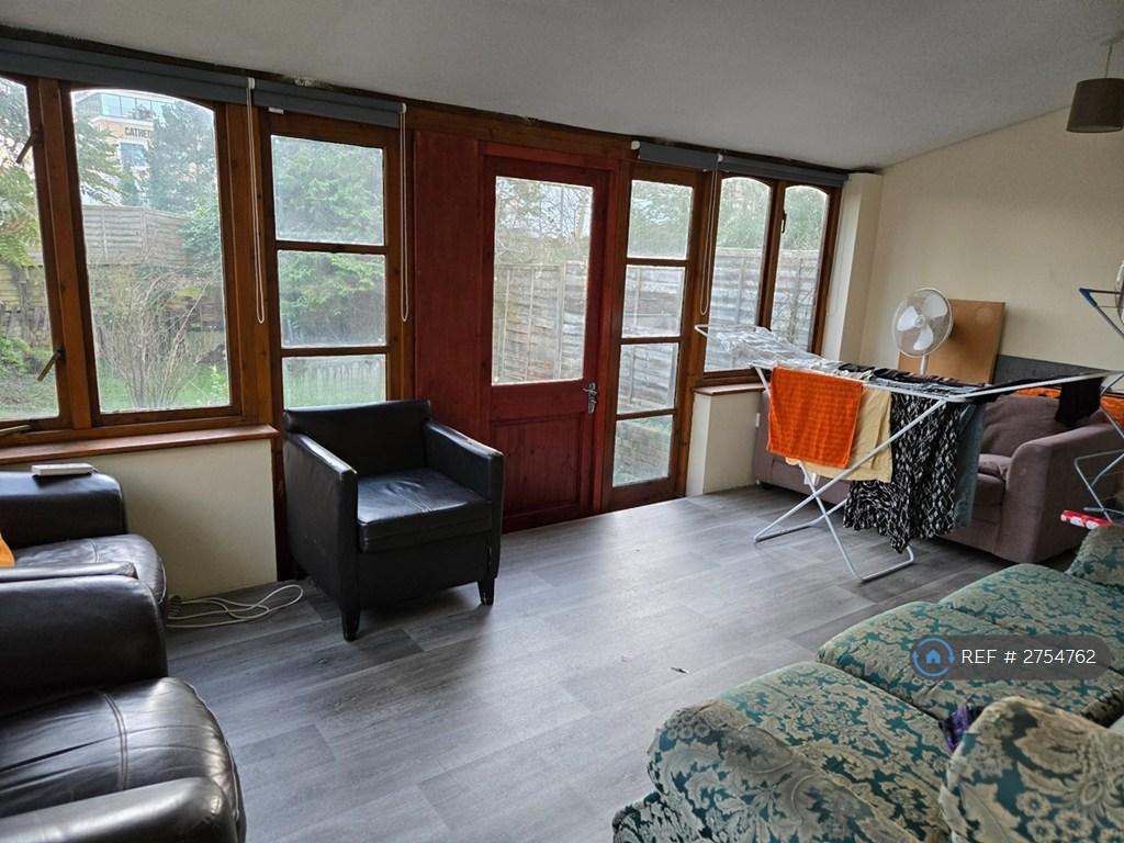 Shared Conservatory