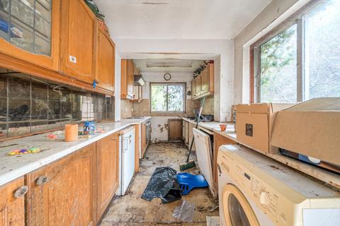 4 bedroom terraced house for sale, Queens Drive, Acton, London, W3