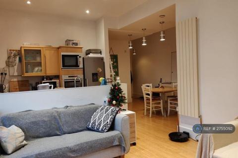 2 bedroom flat to rent, United House, London, SE16