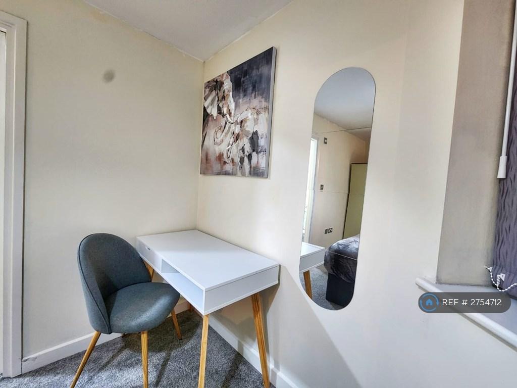 Study Area In Room
