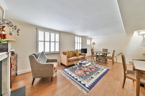3 bedroom terraced house for sale, Atherstone Mews, London