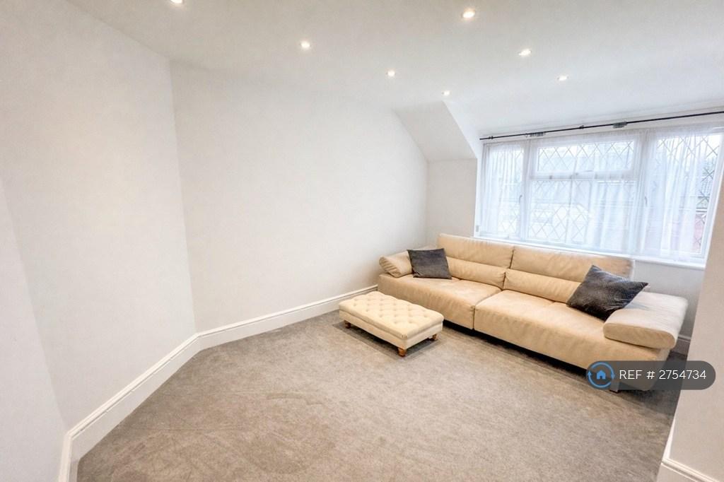 Large Lounge