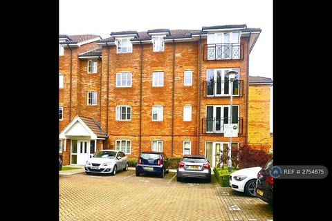Yukon Road, Broxbourne, EN10
